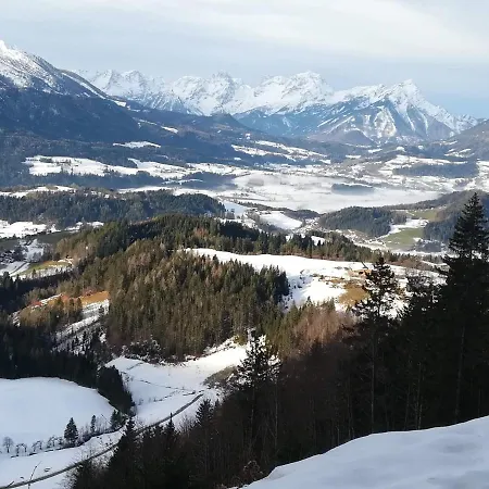 Familienbauernhof Imitz, ファームステイ シュピタル・アム・ピュールン